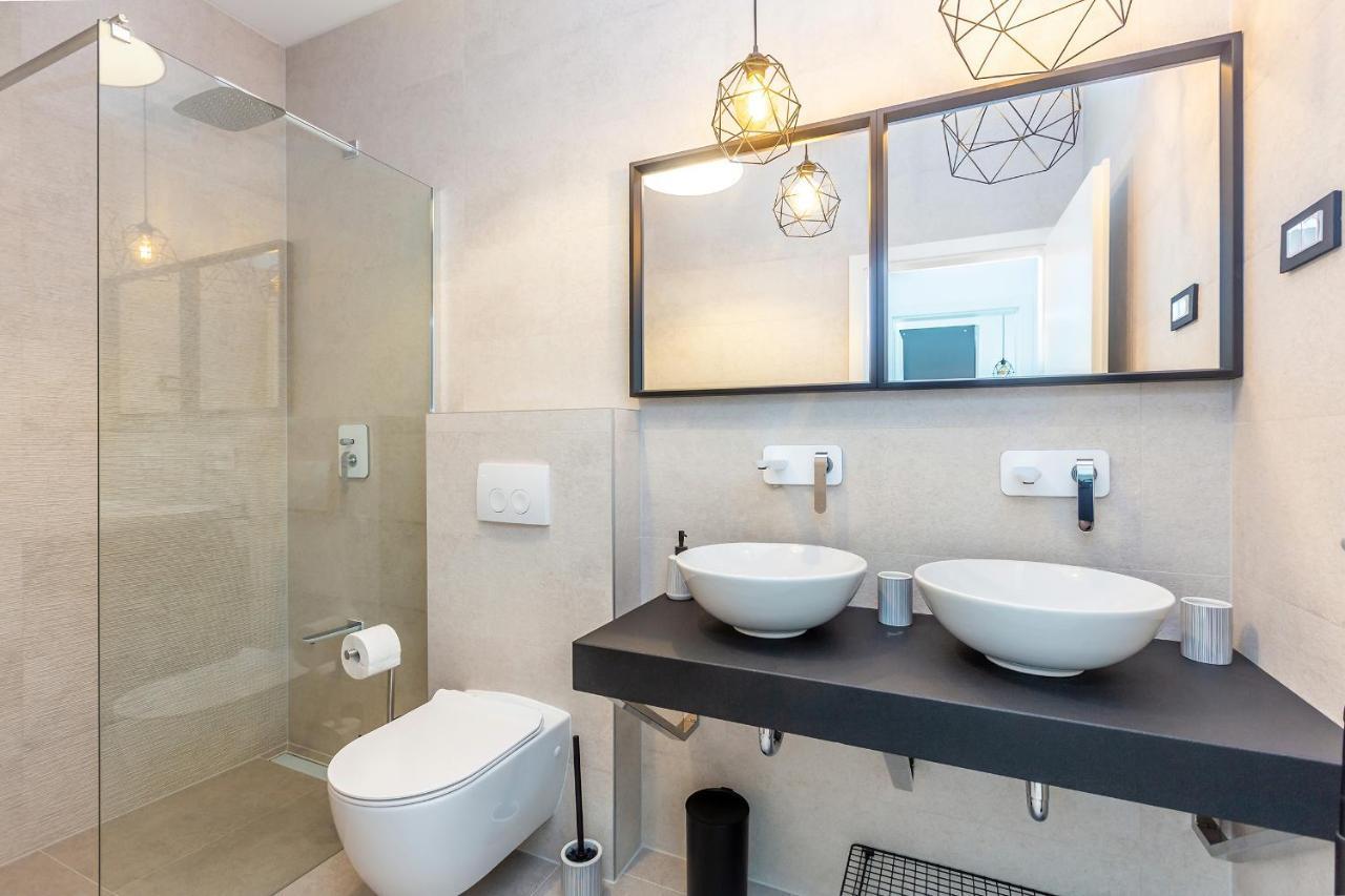 Luxury Apartment Noa Njivice Exterior photo