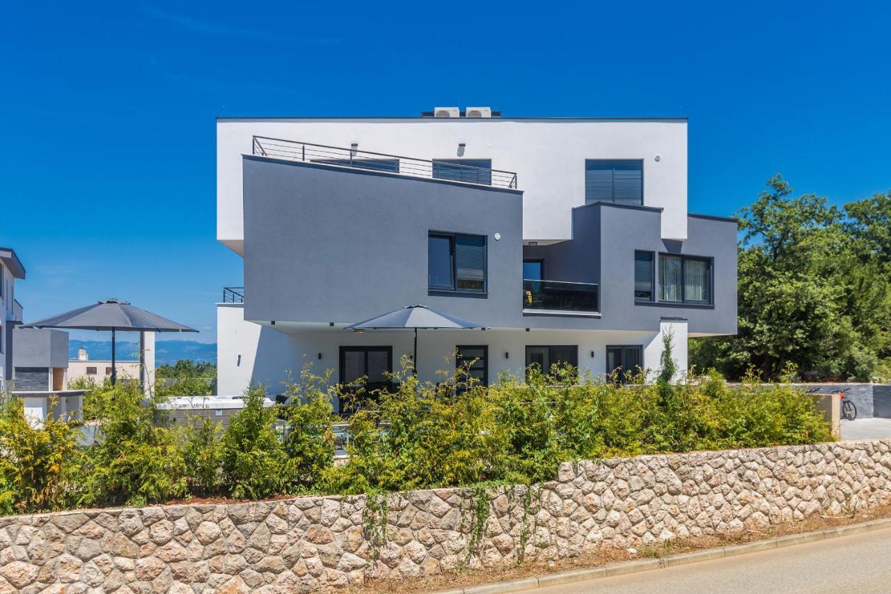 Luxury Apartment Noa Njivice Exterior photo